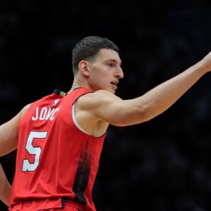 开云下载网址-约维奇：热火首次训练尤尔特塞文打爆了我 我怀疑自己是否适合NBA