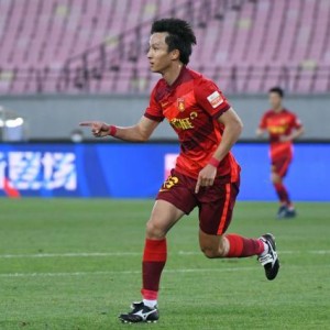 平民河北练出两国产核心 助球队冲前三李铁选对人